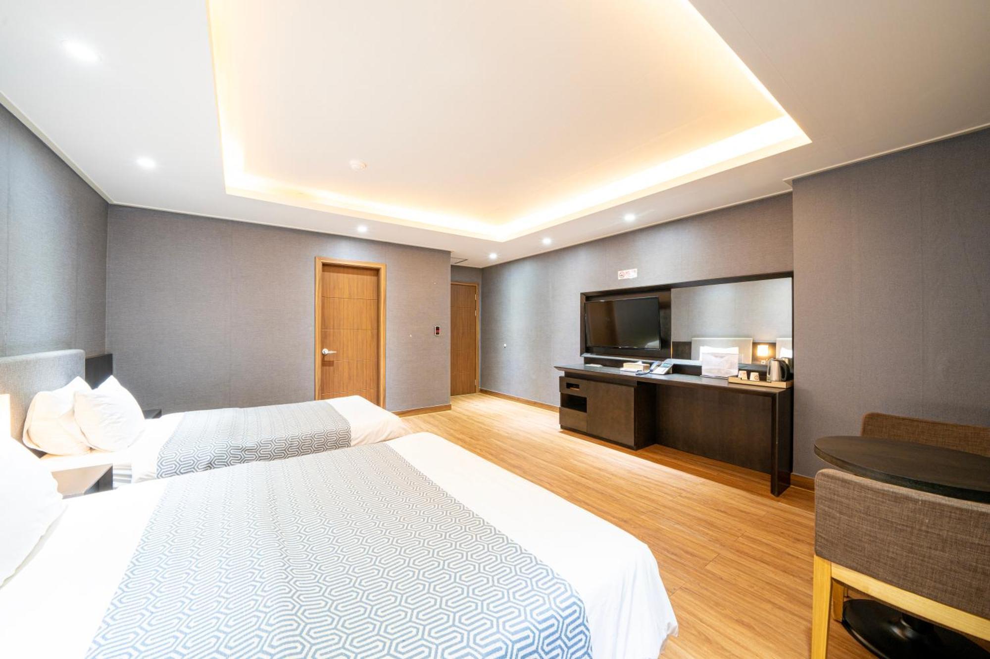 I-Check Hyunjin Hotel Donghae Eksteriør billede