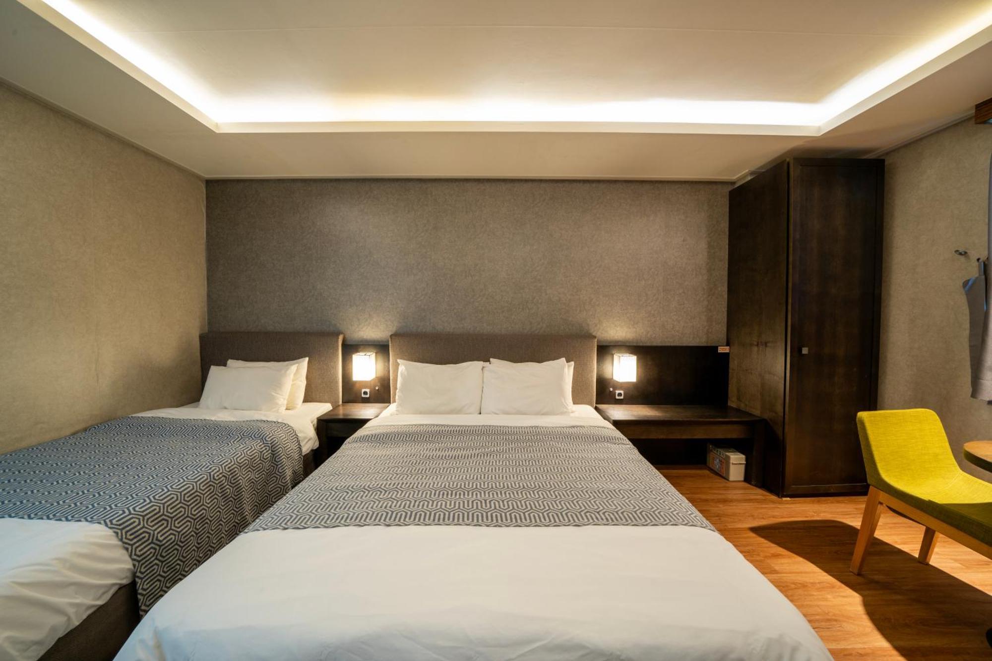 I-Check Hyunjin Hotel Donghae Eksteriør billede