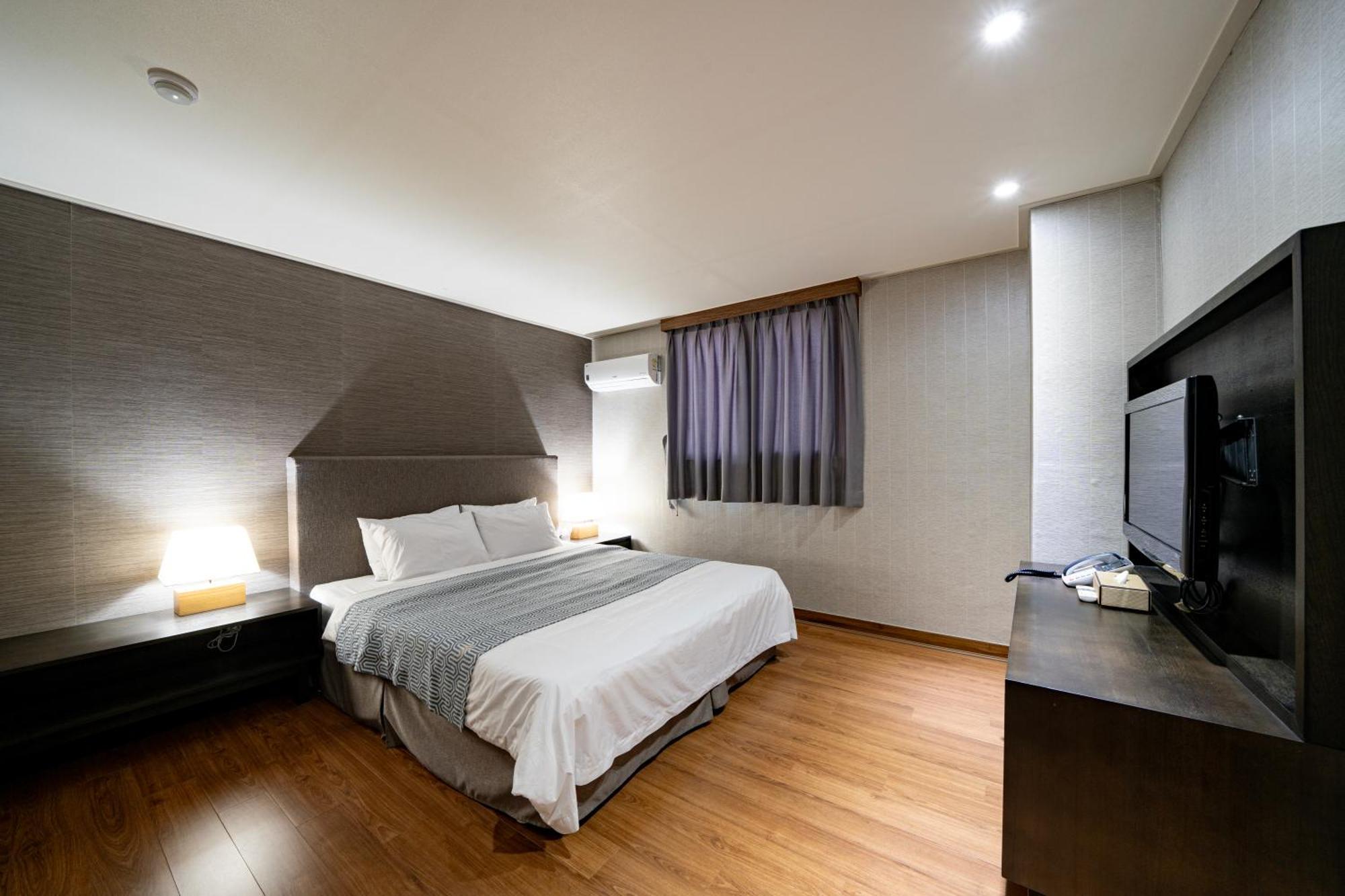 I-Check Hyunjin Hotel Donghae Eksteriør billede