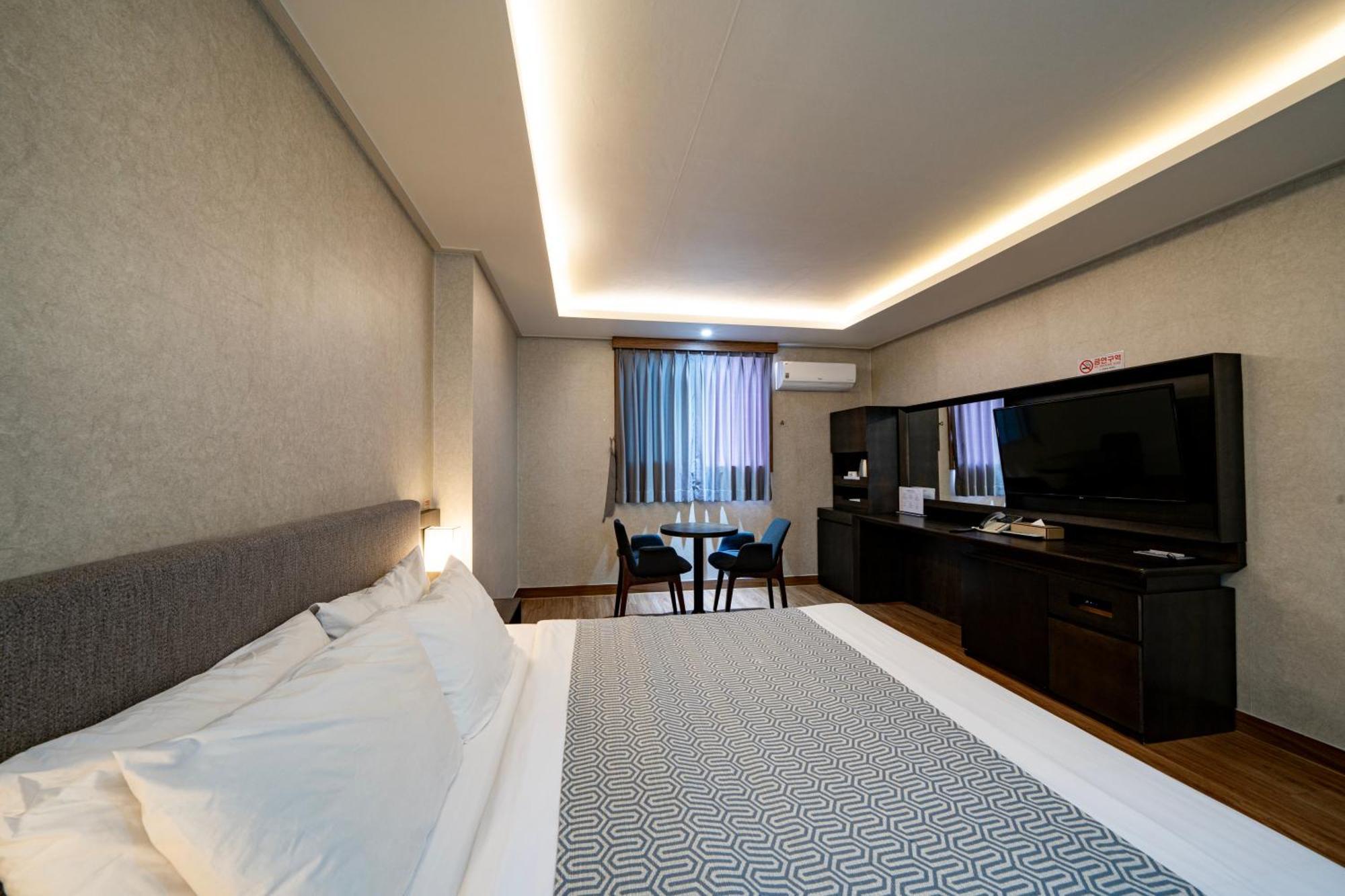 I-Check Hyunjin Hotel Donghae Eksteriør billede